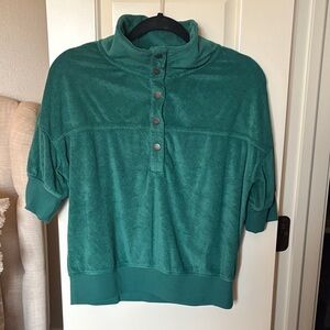 Evereve Green Snap Sweatshirt